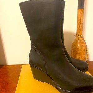 Sorel Mid-Calf Waterproof Boots